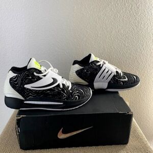 KD 14 TB Kevin Durant Men's Size 7.5/Women's Size 9 BLACK/WHITE-VOLT Retail $150
